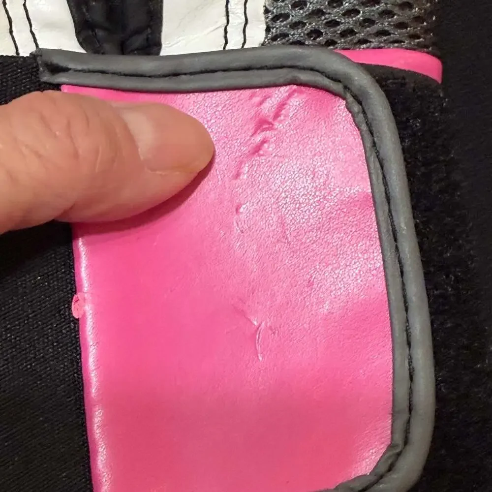 Everlast Everfresh 8oz PINK Pro Style Training Gloves